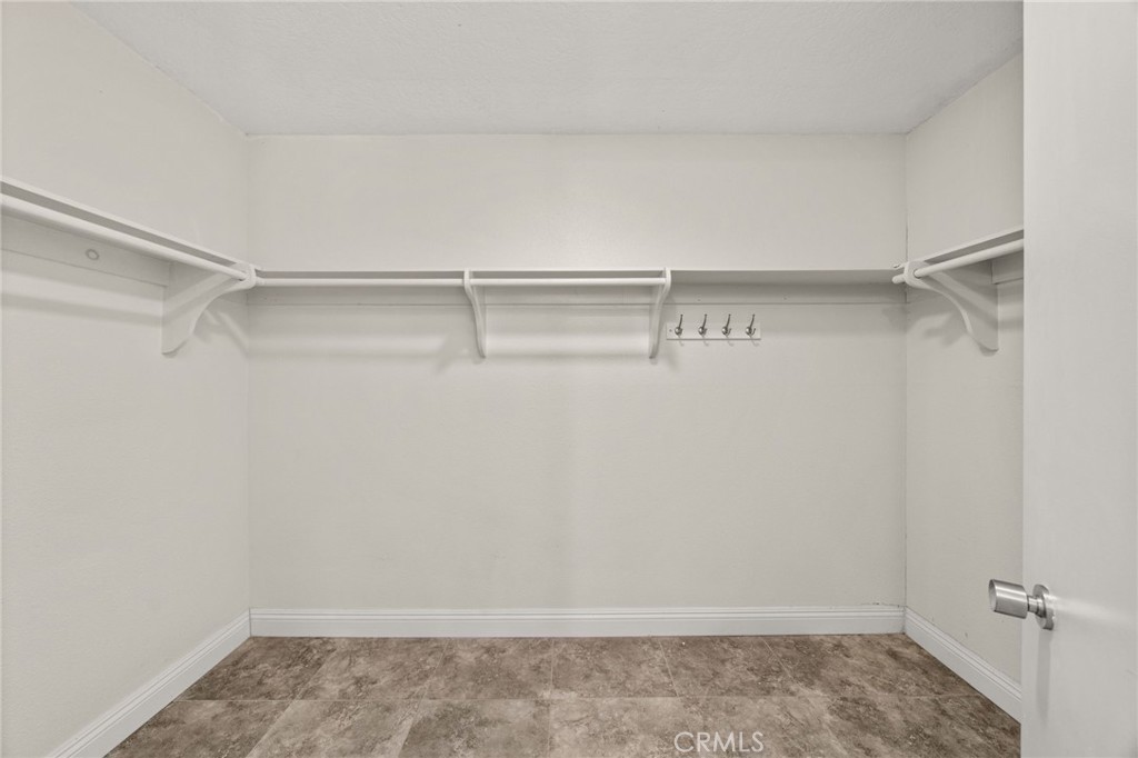 Indian Wells C.C. (32509) - Residential