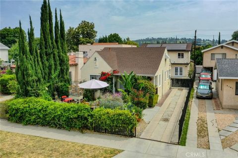 Photo of 3185 Perlita Avenue, Los Angeles, CA 90039 (MLS # PW26123979)