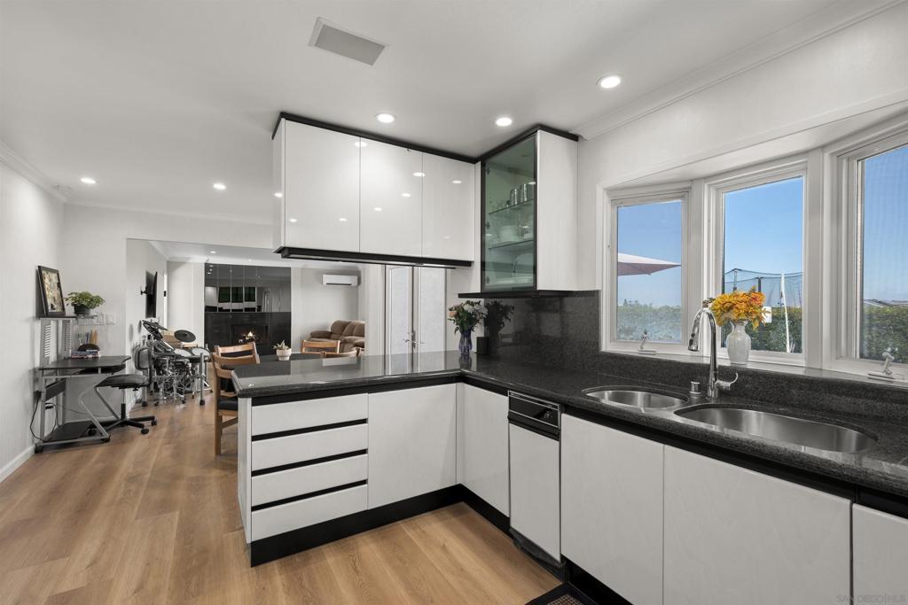 Ocean Beach - Residential