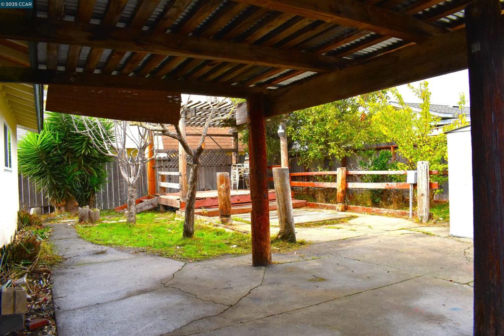 RIVER MEADOWS - Residential