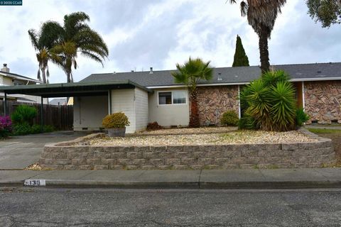 Photo of 130 Kennison Ct. Ct, Vallejo, CA 94589 (MLS # 41116138) Photo of 130 Kennison Ct. Ct, Vallejo, CA 94589 (MLS # 41116138)