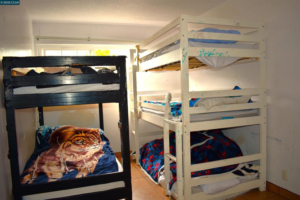 RIVER MEADOWS - Residential