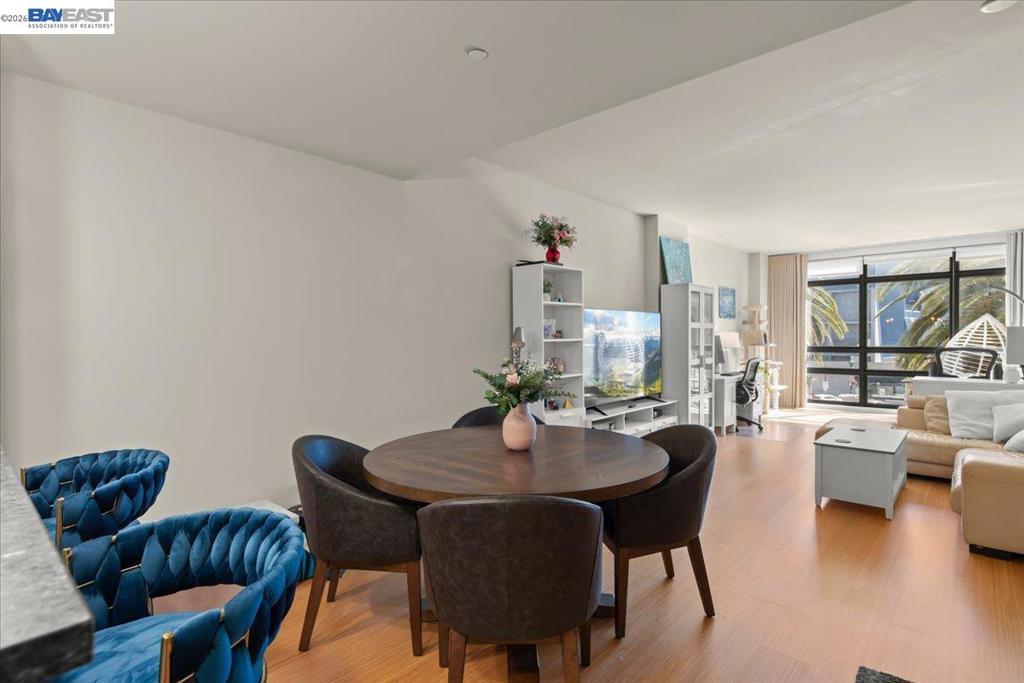 88 E San Fernando St 303