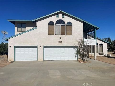 9635 Primavera Road Pinon Hills CA 92372