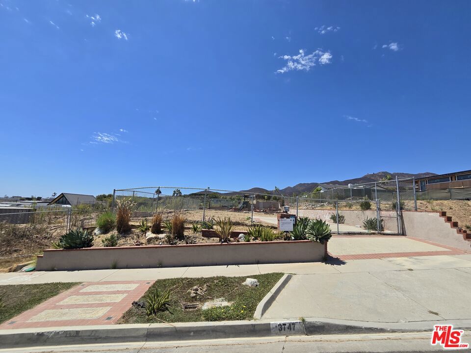 3747 Seahorn Drive