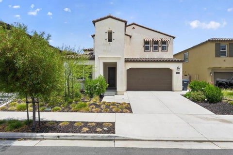 Photo of 38226 Old Creek Ct, Murrieta, CA 92563 (MLS # 260015646SD)