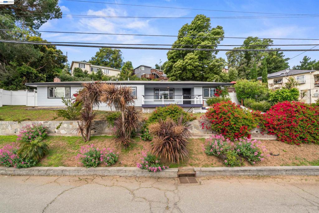 8019 Sterling Dr. Dr