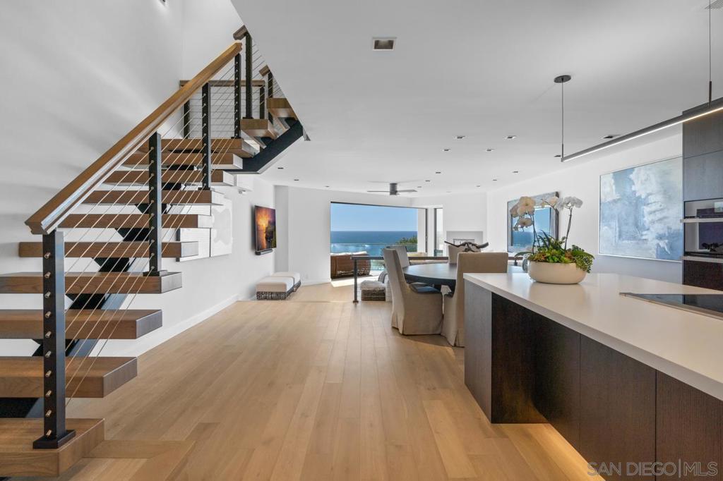 135 S Sierra Ave 32