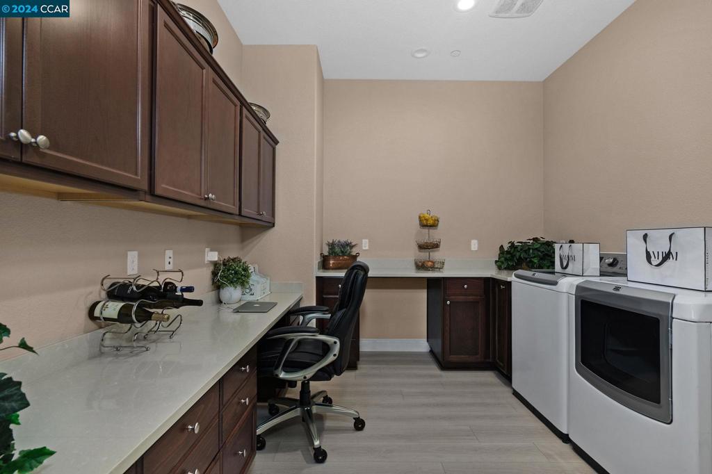 TRILOGY VINEYARDS - Residential