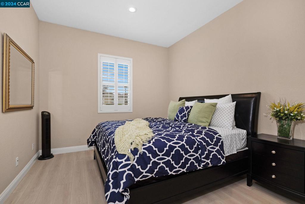 TRILOGY VINEYARDS - Residential