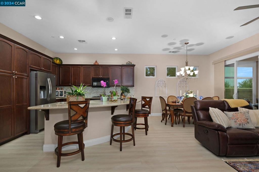 TRILOGY VINEYARDS - Residential