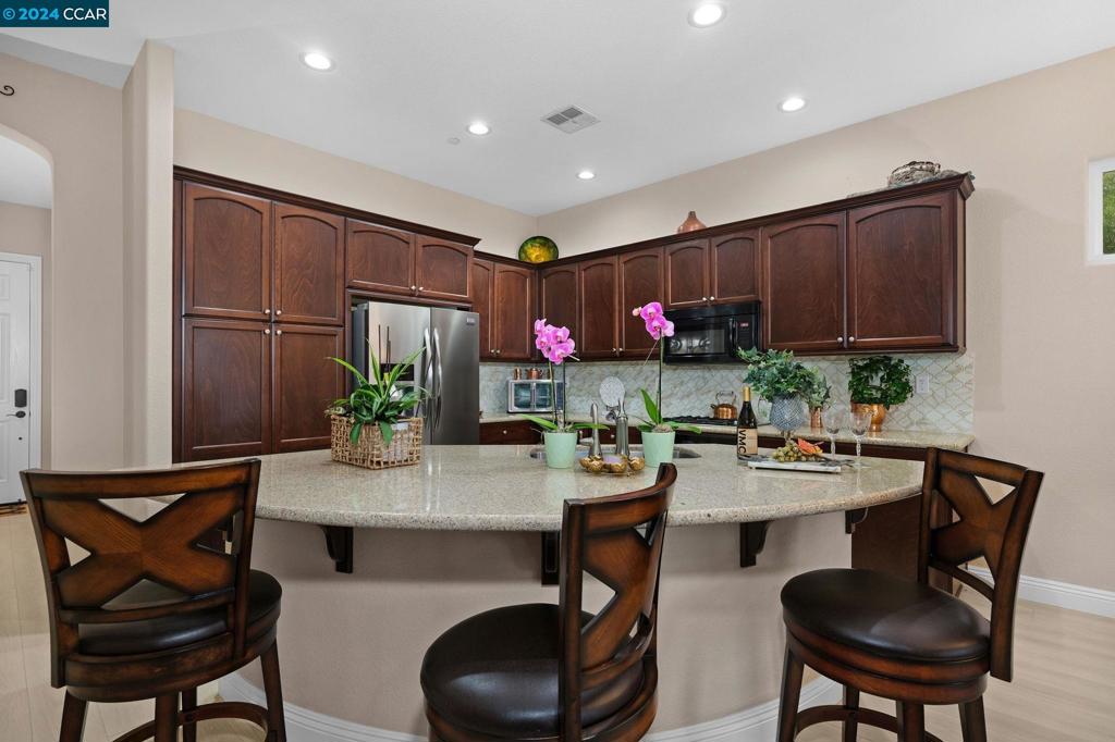 TRILOGY VINEYARDS - Residential