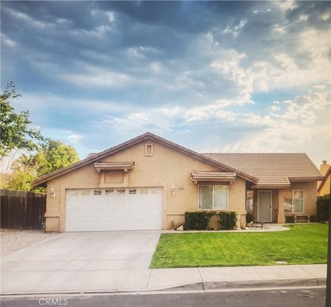 Photo of 15328 Flagstaff ST, Victorville, CA 92394 (MLS # HD26138231)