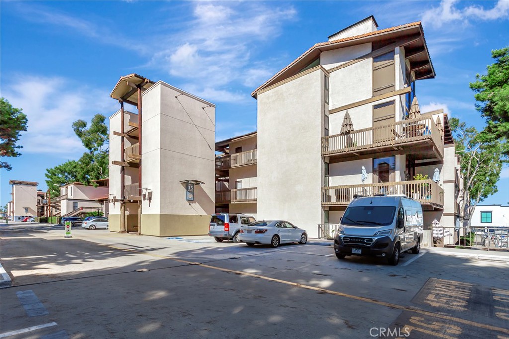 Marina Pacifica (MRP) - Residential