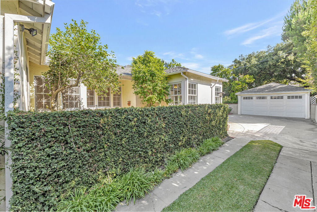 637 Sycamore Drive