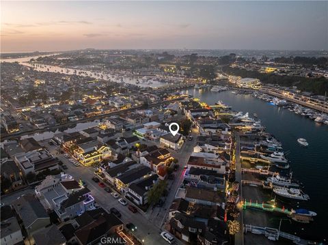 Photo of 1520 Abalone Pl, Newport Beach, CA 92662 (MLS # NP25277083)