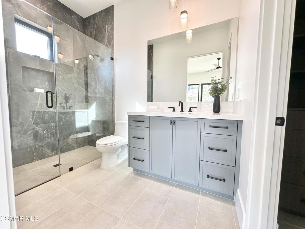 Camarillo, California, 93010, United States, 6 Bedrooms Bedrooms, ,7 BathroomsBathrooms,Residential,Active,2013156