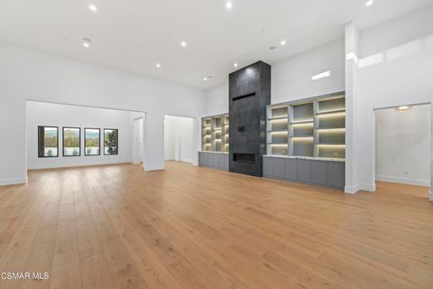 Tiny photo for 532 Corte Corrida, Camarillo, CA 93010 (MLS # 226000055)