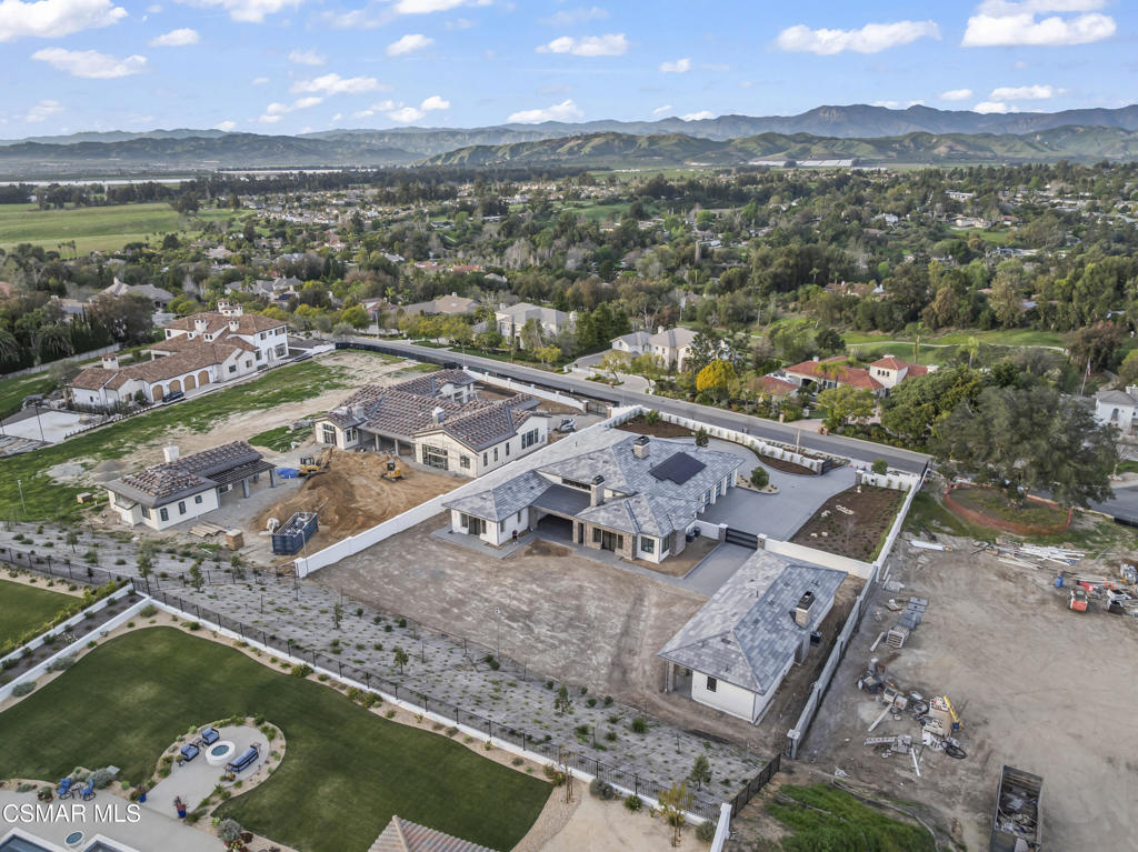 Camarillo, California, 93010, United States, 6 Bedrooms Bedrooms, ,7 BathroomsBathrooms,Residential,Active,2013156