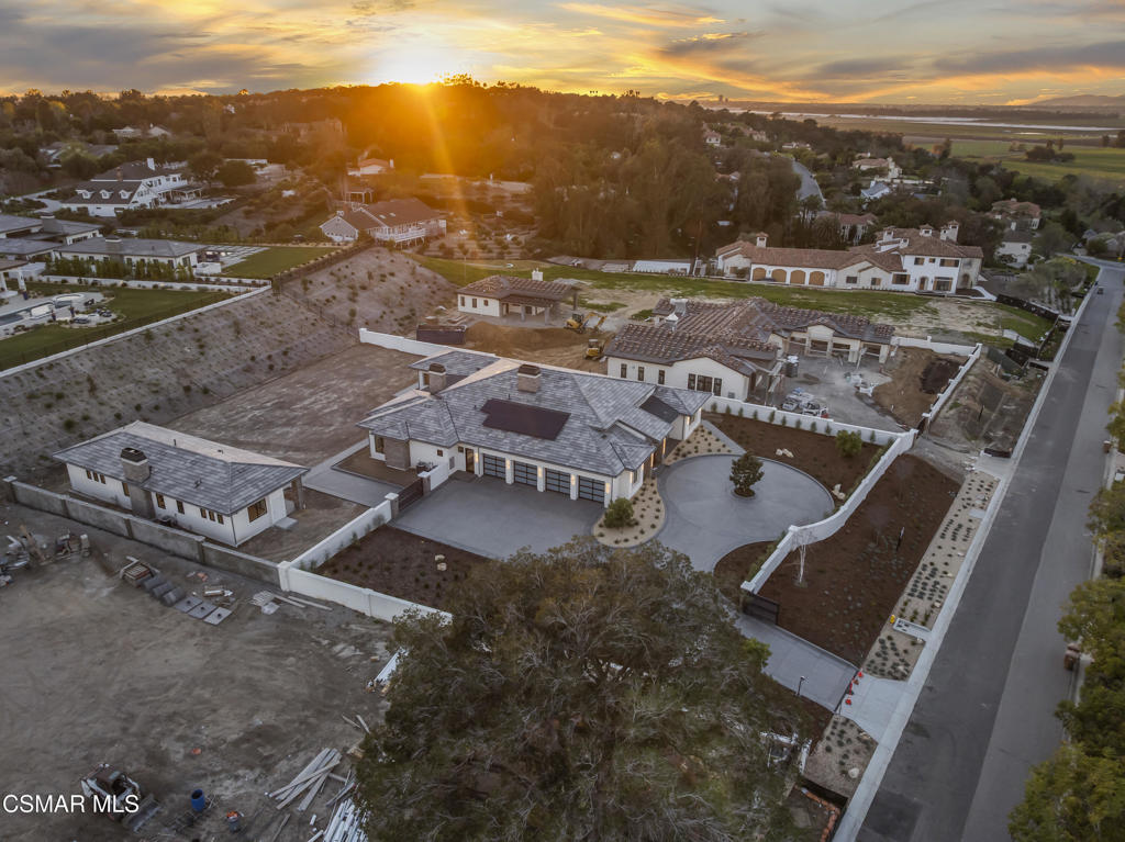 Camarillo, California, 93010, United States, 6 Bedrooms Bedrooms, ,7 BathroomsBathrooms,Residential,Active,2013156