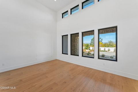 Tiny photo for 532 Corte Corrida, Camarillo, CA 93010 (MLS # 226000055)