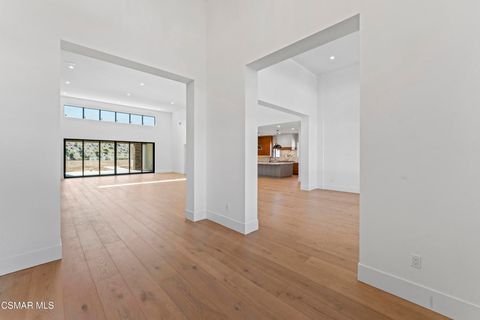 Tiny photo for 532 Corte Corrida, Camarillo, CA 93010 (MLS # 226000055)