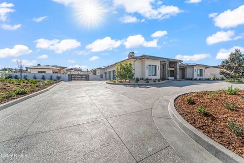 Tiny photo for 532 Corte Corrida, Camarillo, CA 93010 (MLS # 226000055)