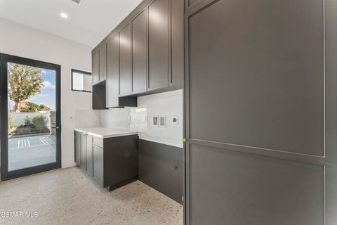 Tiny photo for 532 Corte Corrida, Camarillo, CA 93010 (MLS # 226000055)