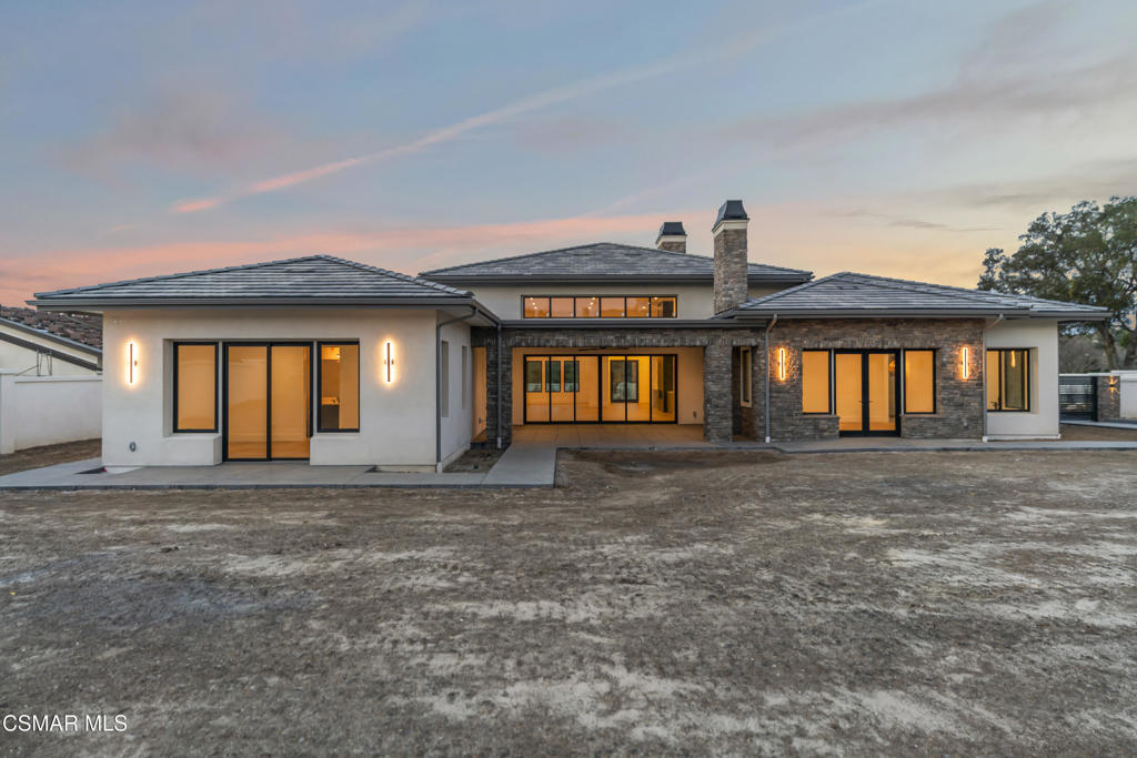 Camarillo, California, 93010, United States, 6 Bedrooms Bedrooms, ,7 BathroomsBathrooms,Residential,Active,2013156