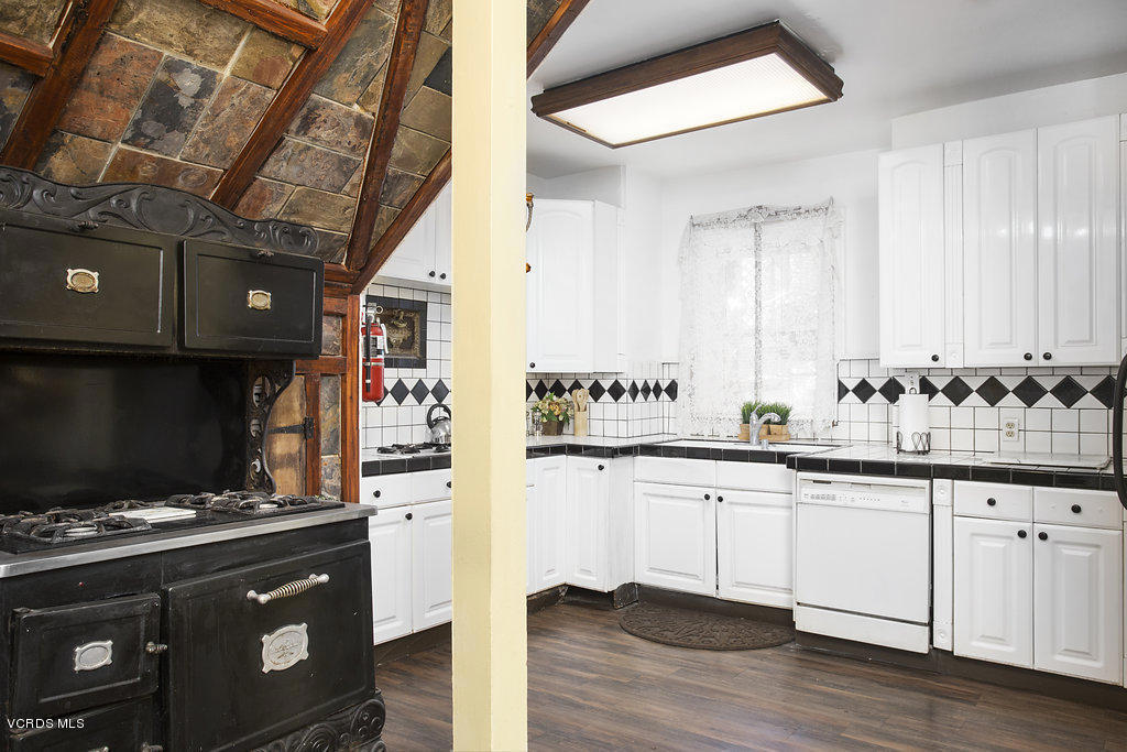 Buenaventura - 0224 - Commercial Sale