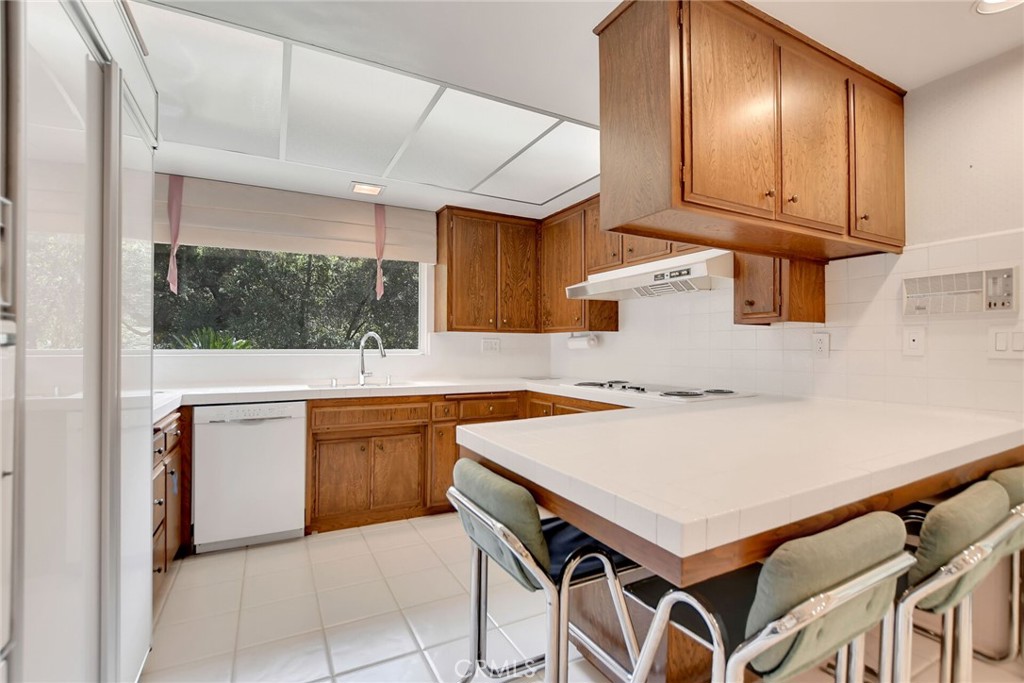 1445 E Covina Hills Road