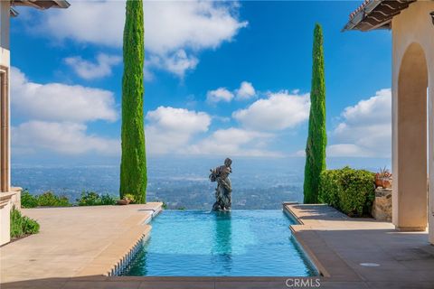 Photo of 7811 Camino De Arriba, Rancho Santa Fe, CA 92067 (MLS # OC25263899)