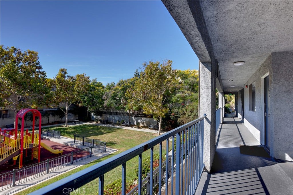 417 W Harvard