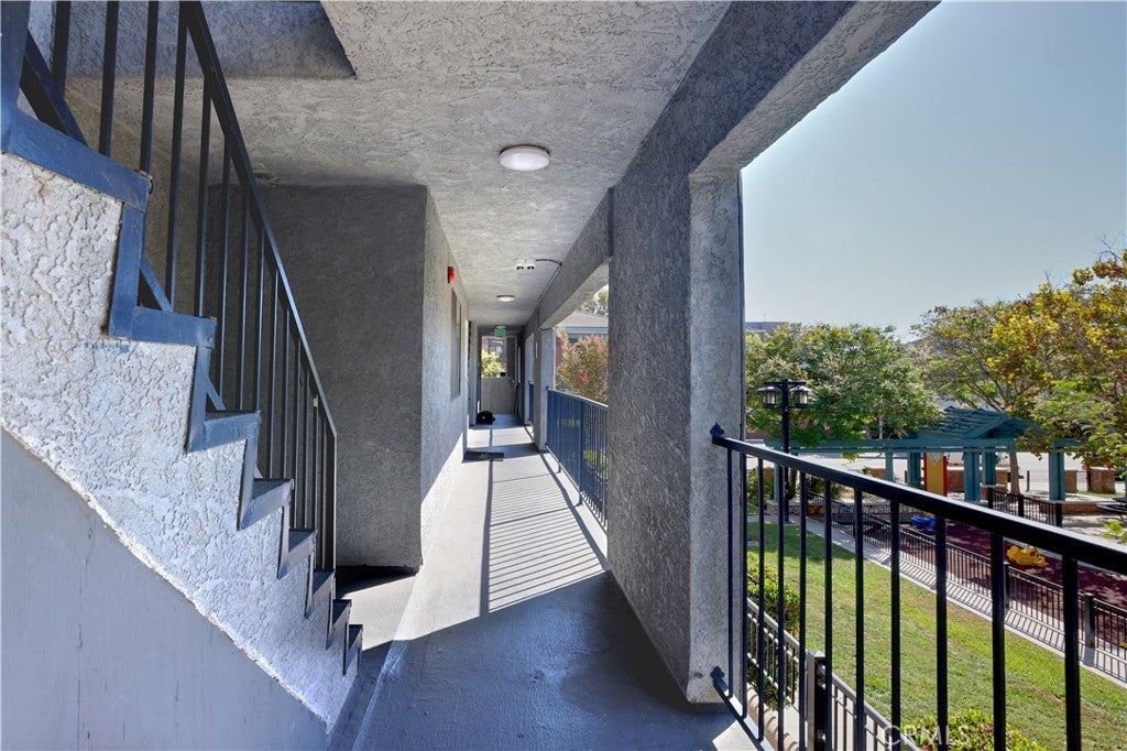 417 W Harvard