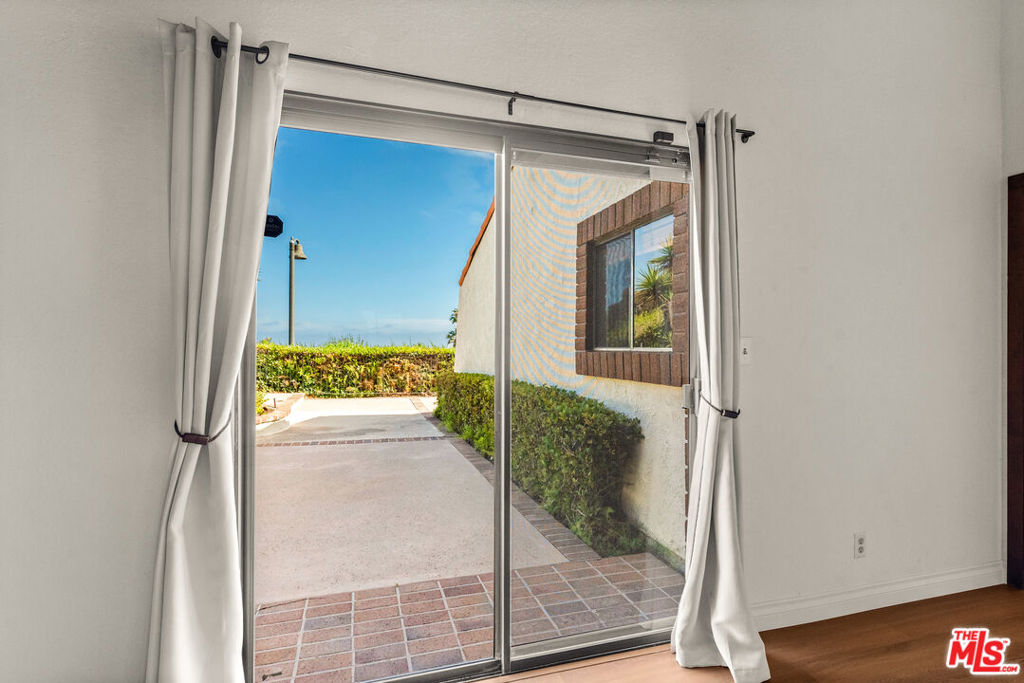 Malibu Country Estates - Residential Lease