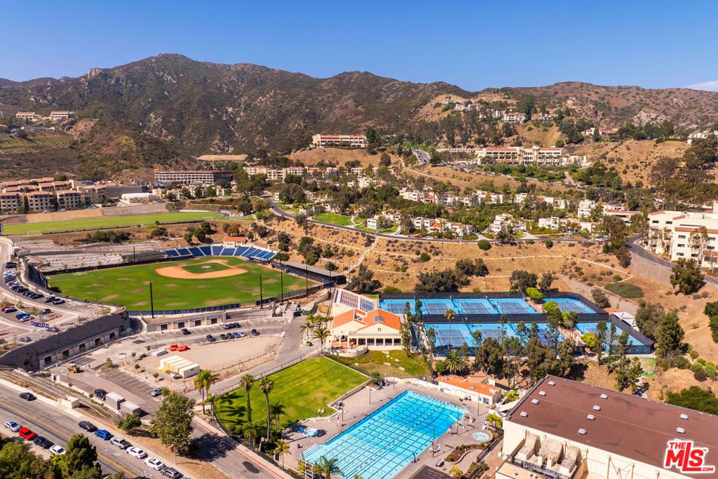 Malibu Country Estates - Residential Lease