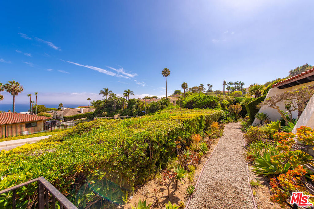 Malibu Country Estates - Residential Lease