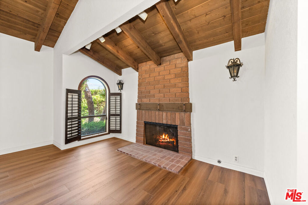 Malibu Country Estates - Residential Lease