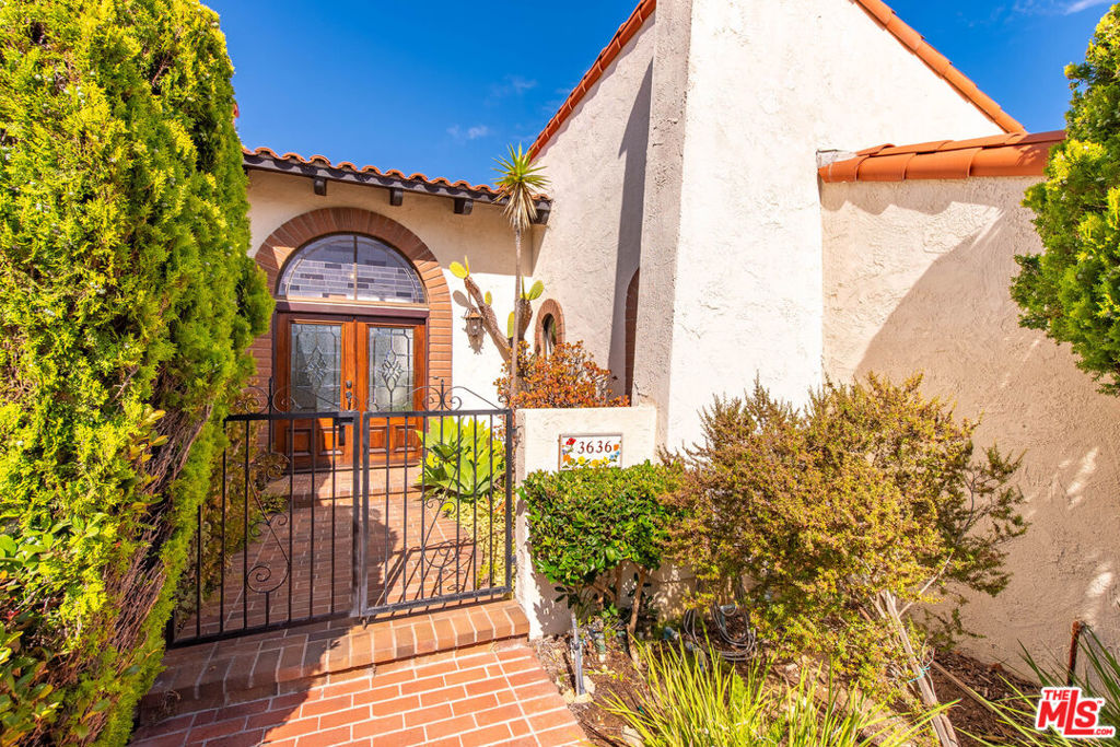 Malibu Country Estates - Residential Lease