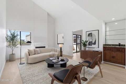 Photo of 1200 Valley View Road #304, Glendale, CA 91202 (MLS # 226001646)