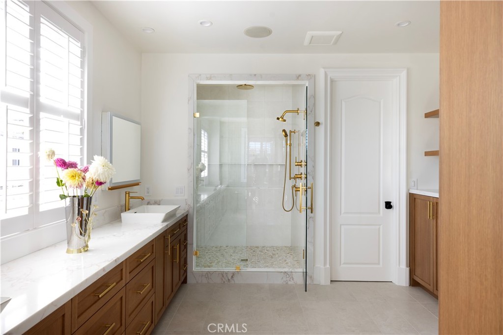 Bayshores (BSHR) - Residential