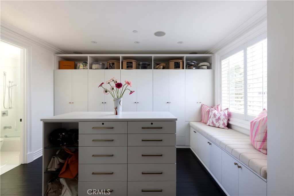 Bayshores (BSHR) - Residential