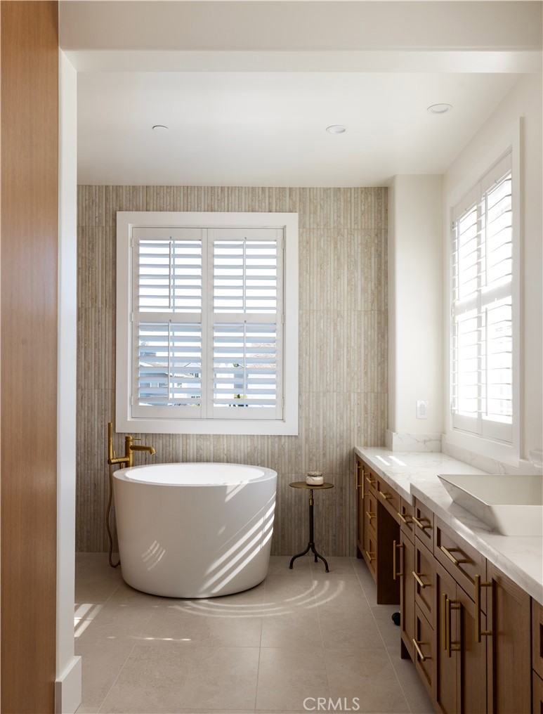 Bayshores (BSHR) - Residential