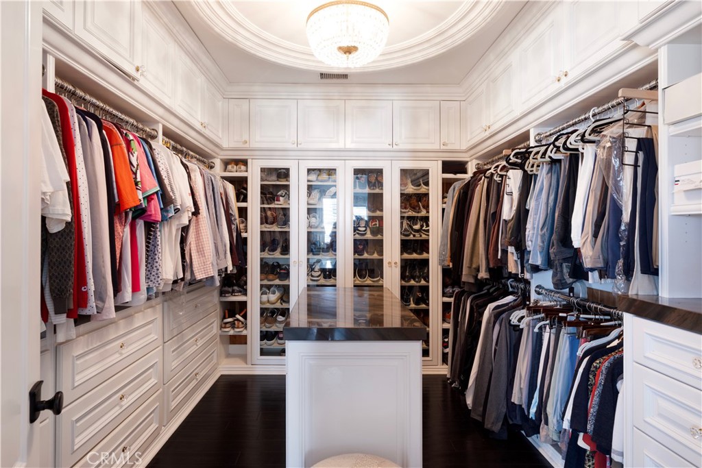 Bayshores (BSHR) - Residential