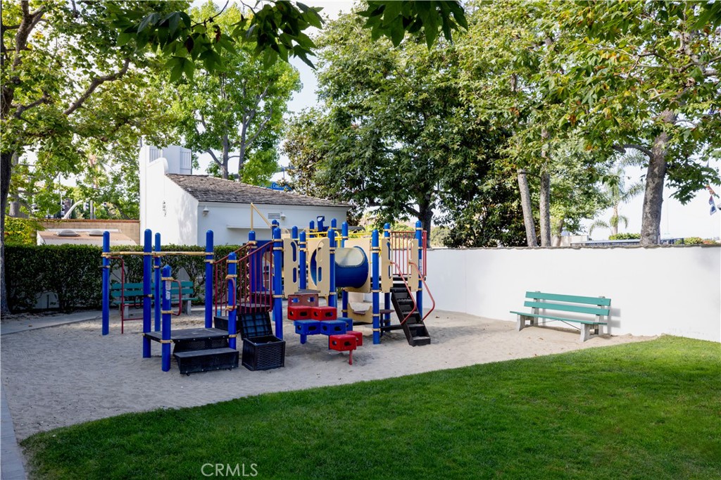 Bayshores (BSHR) - Residential