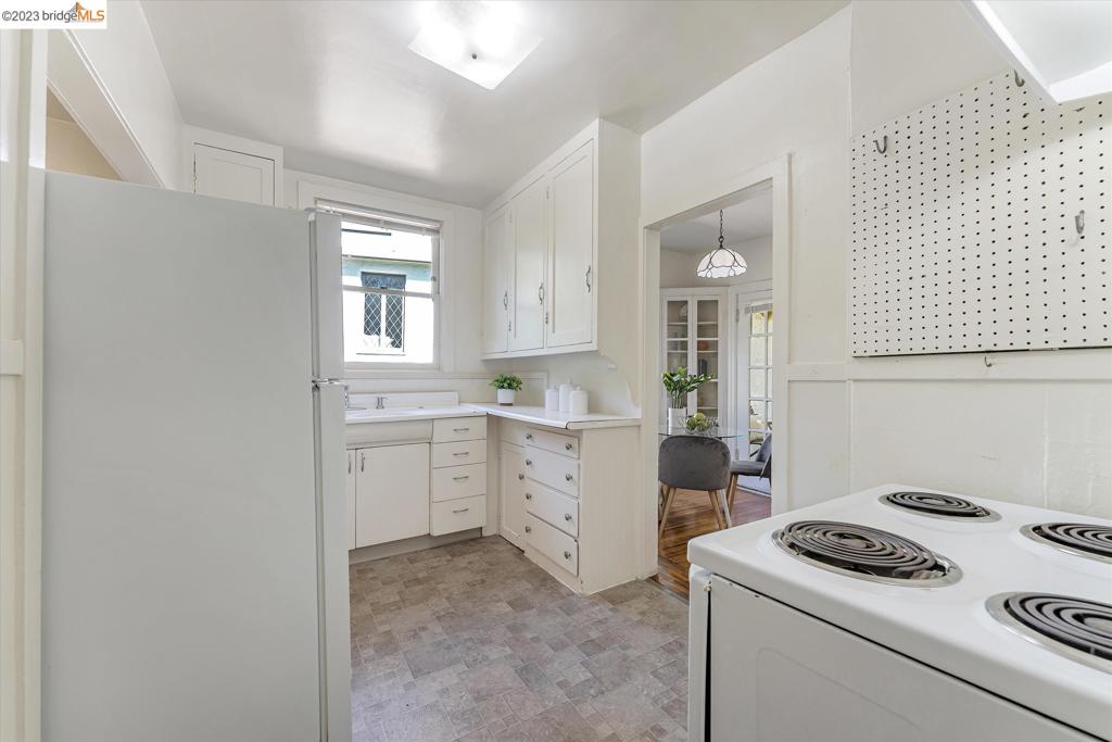 MONTCLAIR - Residential