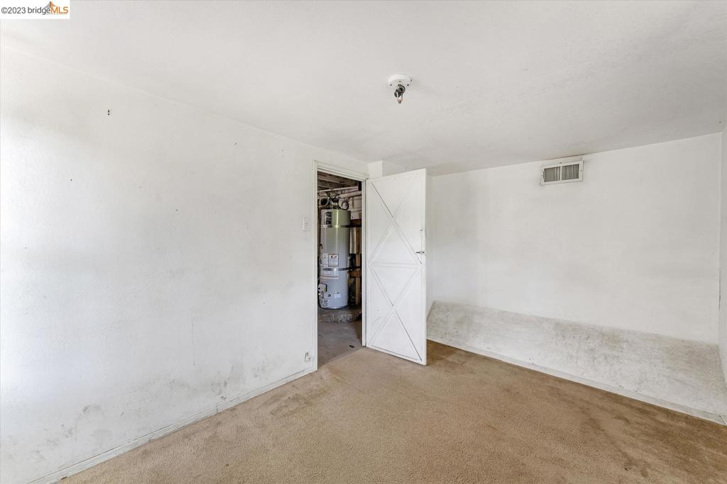 MONTCLAIR - Residential