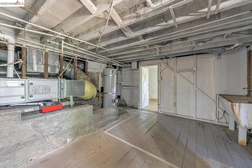 MONTCLAIR - Residential