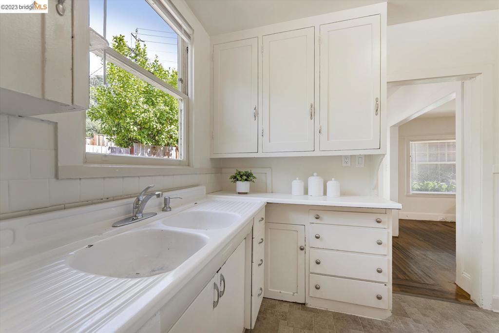 MONTCLAIR - Residential