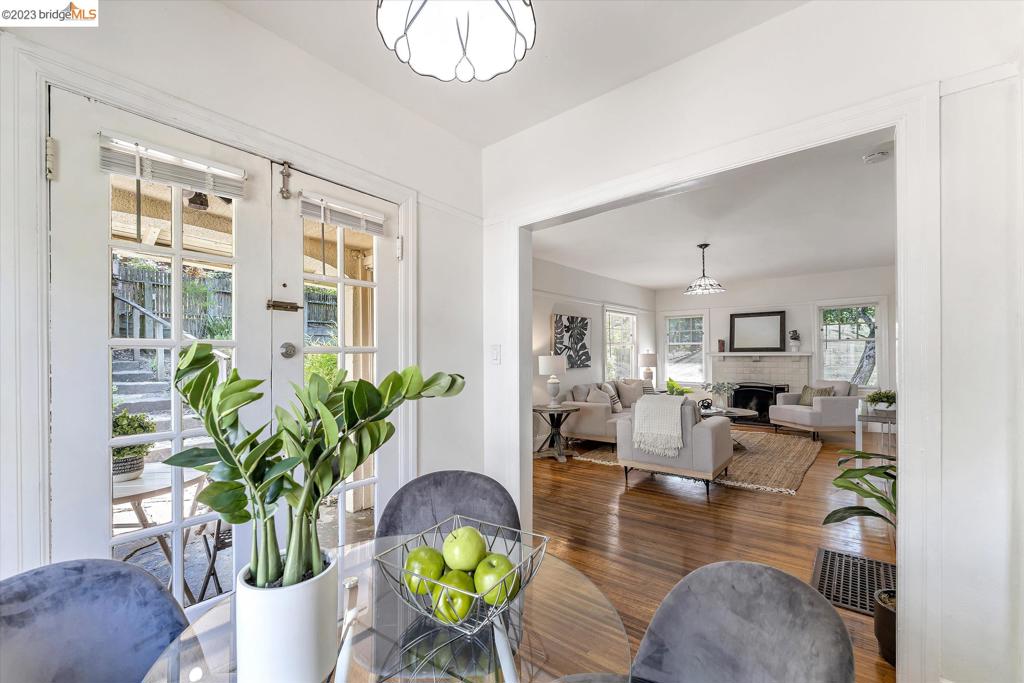 MONTCLAIR - Residential